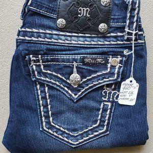 Miss Me  25 Signature Skinny Jeans